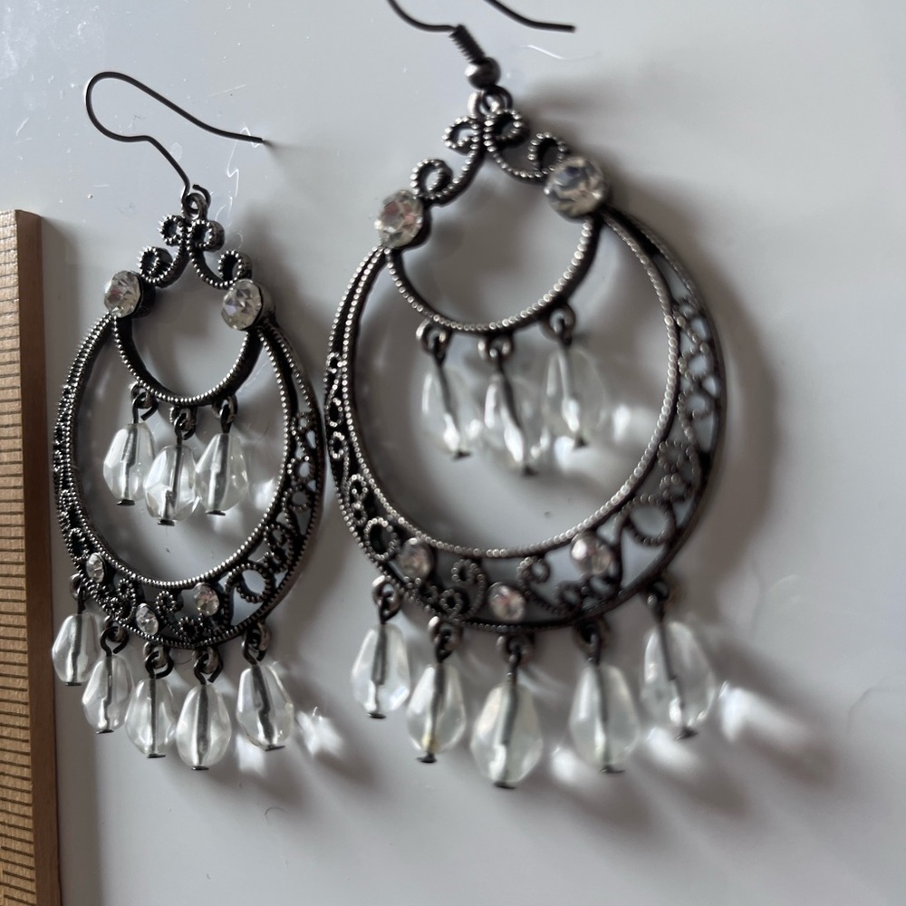 Vintage White House Black Market Chandelier Earrings, Like new condition